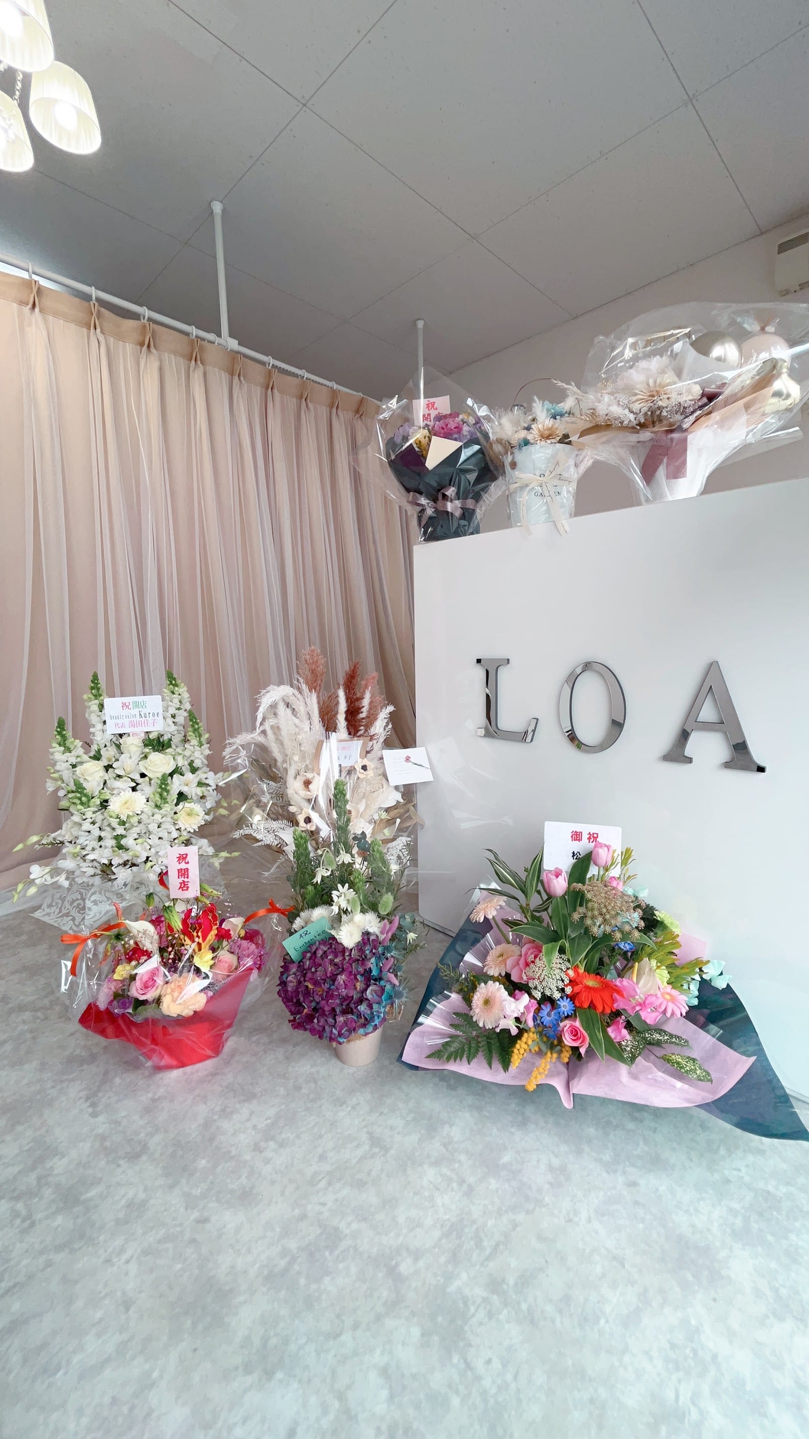 eyelash&nail Loa(会津若松)のメンズ眉毛サロン店内写真 1枚目
