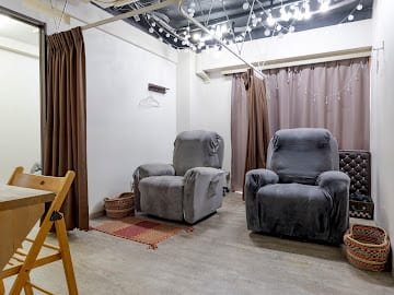 Ai Quick 秋葉原店(秋葉原)のメンズ眉毛サロン店内写真 1枚目