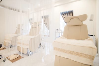 W EYE BEAUTY表参道 店内写真 1枚目