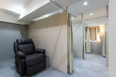 fors 梅田 店内写真 2枚目