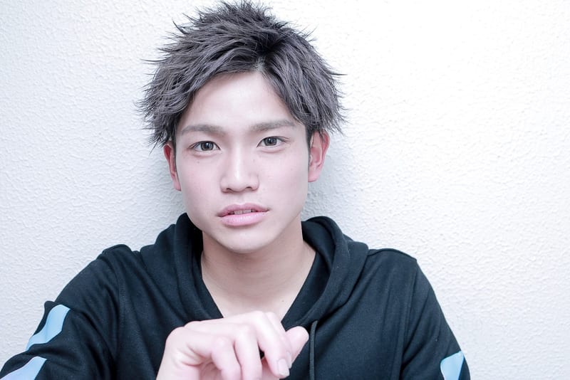 MEN'S BEAUTY×THE PERMメンズアイブロウ大阪梅田(茶屋町)のメンズ眉毛サロン