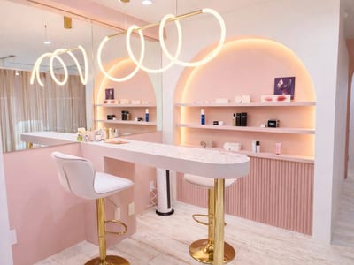 アイラッシュ＆アイブロウ TRISH千葉店 店内写真 1枚目