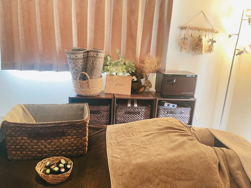 private salon pino(千葉)のメンズ眉毛サロン