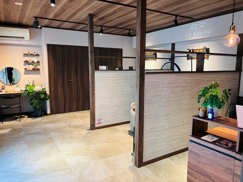 眉毛専門サロン Salyu 西新店（福岡）のメンズ眉毛サロン