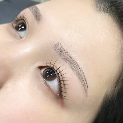 Eyore（イーヨー）Eyebrow姪浜店 店内写真 2枚目