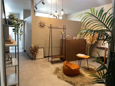 Crescent Eye＆Nail 大濠公園店 店内写真 1枚目