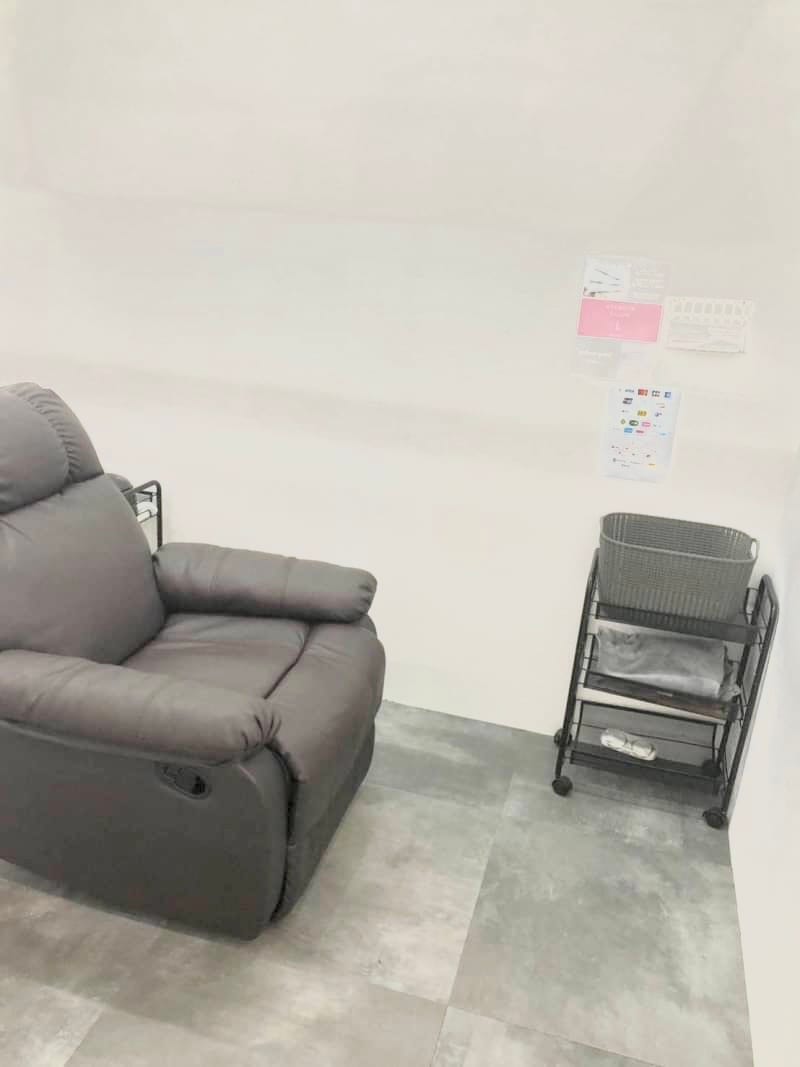 i. 姪浜店(福岡)のメンズ眉毛サロン店内写真 1枚目