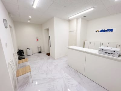 眉毛の王様 福岡天神店 店内写真 1枚目