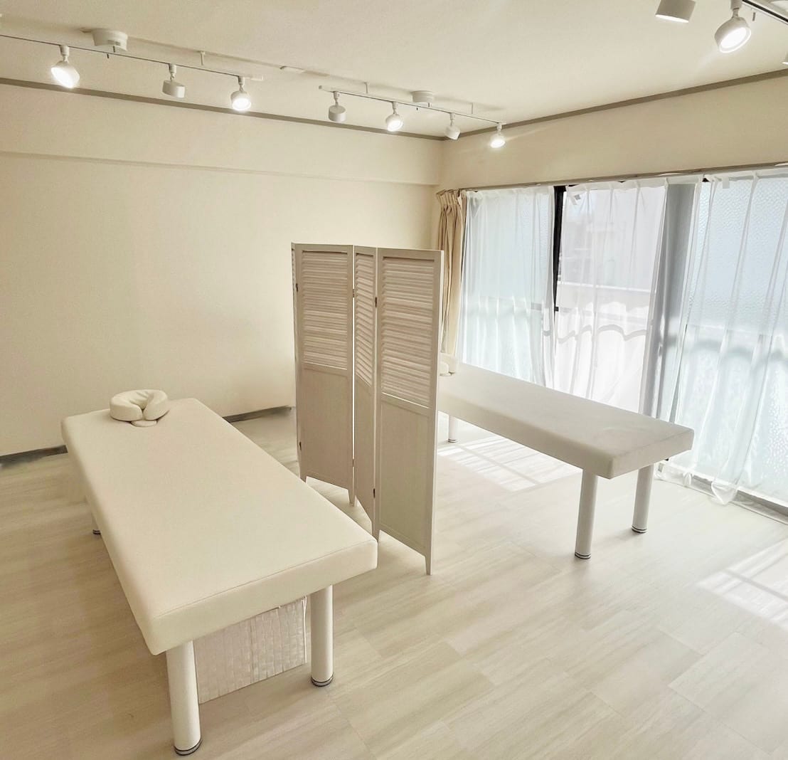 メンズ眉毛専門店 MAYU CLEAR(マユクリア) 福岡天神店(福岡)のメンズ眉毛サロン店内写真 1枚目