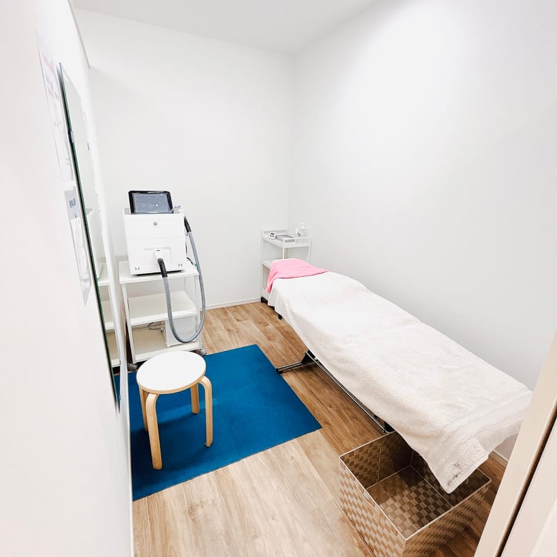 Blow Brow eyebrow salon(福島市)