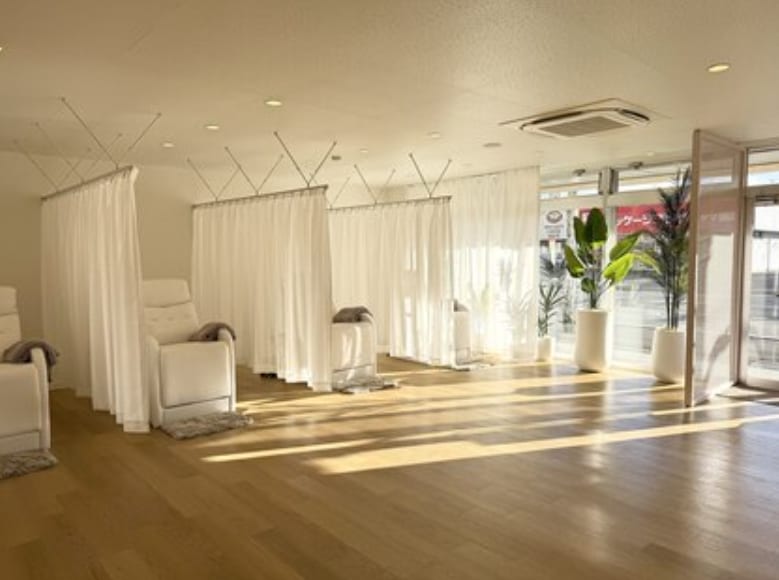 My sweet salon 福山店ーマイスウィートサロンー(福山)のメンズ眉毛サロン店内写真 1枚目