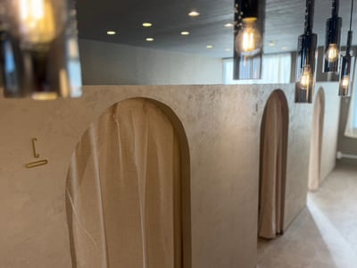 眉毛とまつげパーマの専門店 ロレインブロウ 福山店 店内写真 1枚目