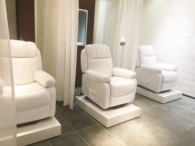 Eyelash Salon Blanc～まつげエクステと眉の専門美容室～岐阜シティタワー43店 店内写真 1枚目