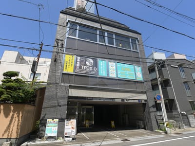 まゆげ専門サロンCLEA 岐阜市 アイブロウ/アイラッシュ/フェイスWax 店内写真 1枚目