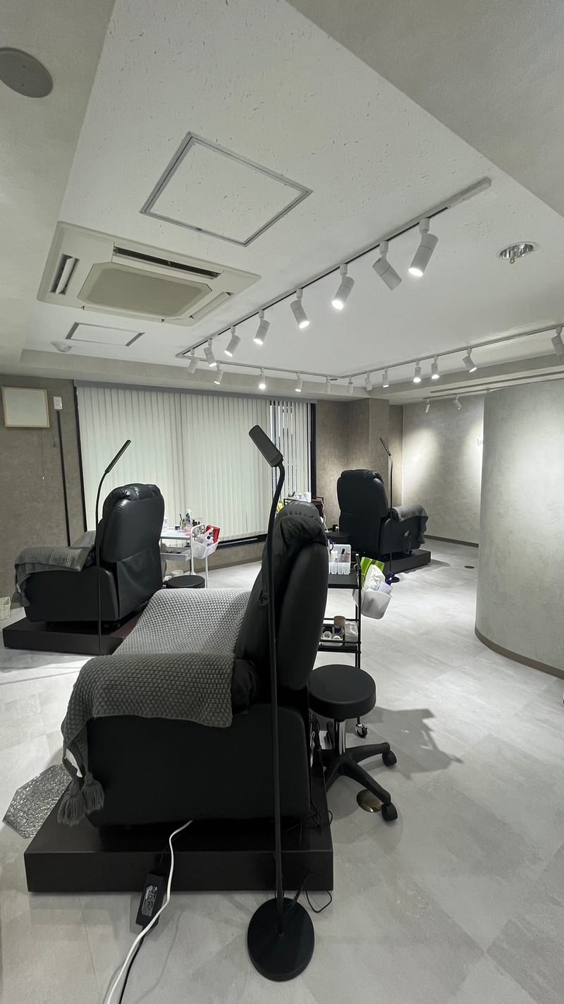 眉毛とまつげパーマの専門店 ロレインブロウ 銀座店(銀座)のメンズ眉毛サロン