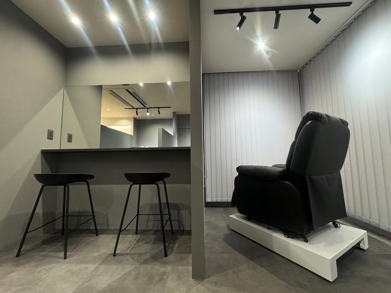 GLIDE 銀座店(銀座)のメンズ眉毛サロン