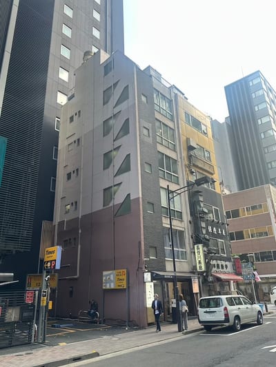 メンズ眉毛サロンラボメンズ専門 店内写真 3枚目