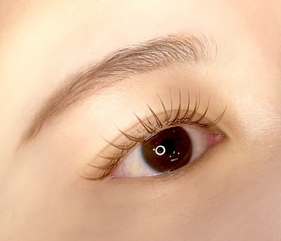 目元サロン omeme 店内写真 2枚目