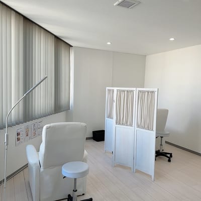 WHITE EYE浜松店 店内写真 1枚目