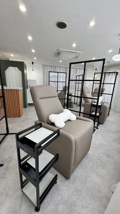 SUWAN SHADE 店内写真 1枚目