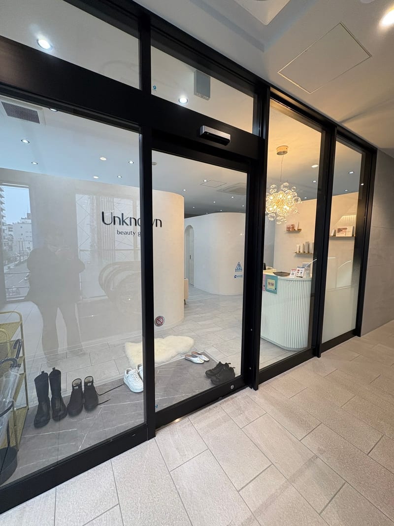 Unknown. 姫路店(姫路)のメンズ眉毛サロン