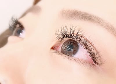 Eyelash Salon Blanc～まつげエクステと眉の専門美容室～広島パセーラ店 店内写真 2枚目