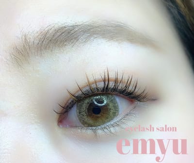 まつ毛と眉毛の専門店 emyu 店内写真 4枚目
