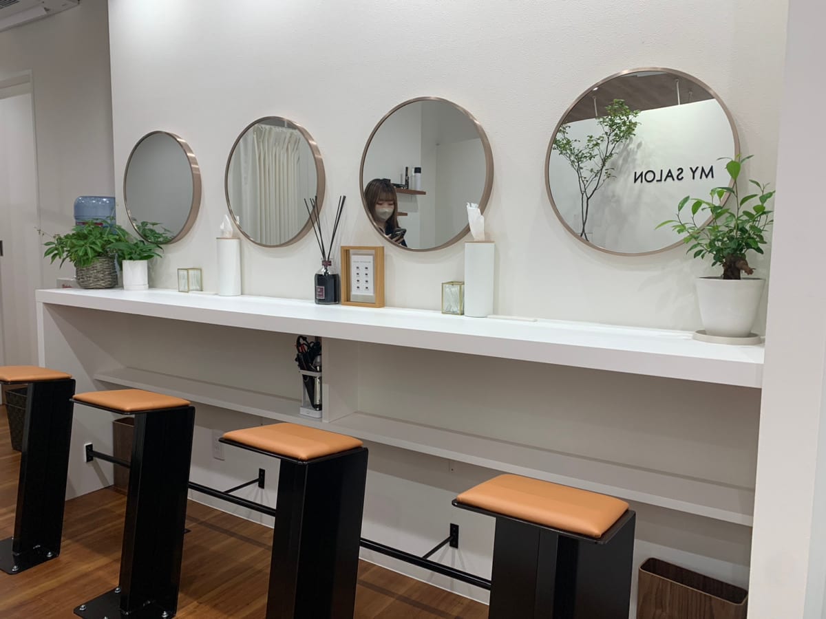 MY SALON 本通り-マイサロン-(広島)のメンズ眉毛サロン店内写真 1枚目