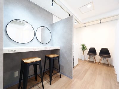 i. 紙屋町店 店内写真 1枚目