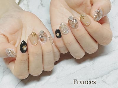 ネイル&まつげ・眉毛のプロ 上品サロン Frances 店内写真 2枚目