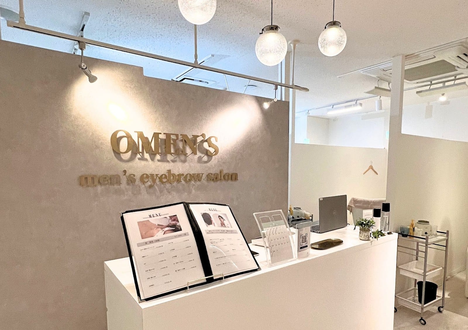 オーメンズ名古屋栄店（久屋大通）のメンズ眉毛サロン店内写真 1枚目