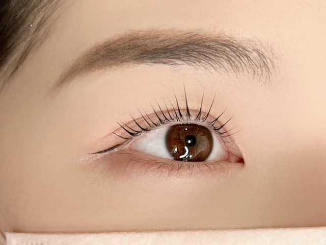 Plaisir eyelash&brow&nail(本町)のメンズ眉毛サロン
