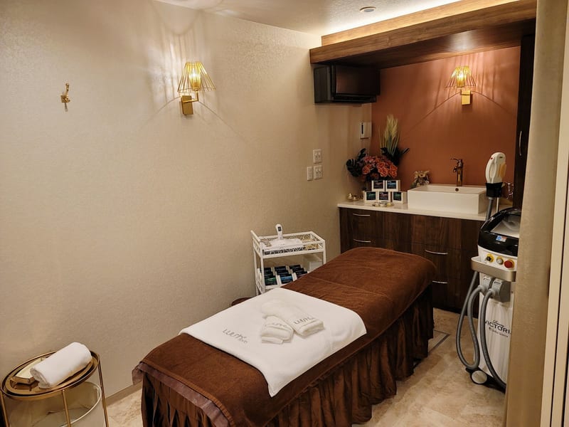 Premium Salon DIVATY(市原)のメンズ眉毛サロン