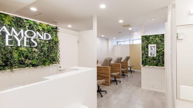 まつげ&眉毛 専門サロン DIAMOND EYES 池袋西口店(池袋)のメンズ眉毛サロン