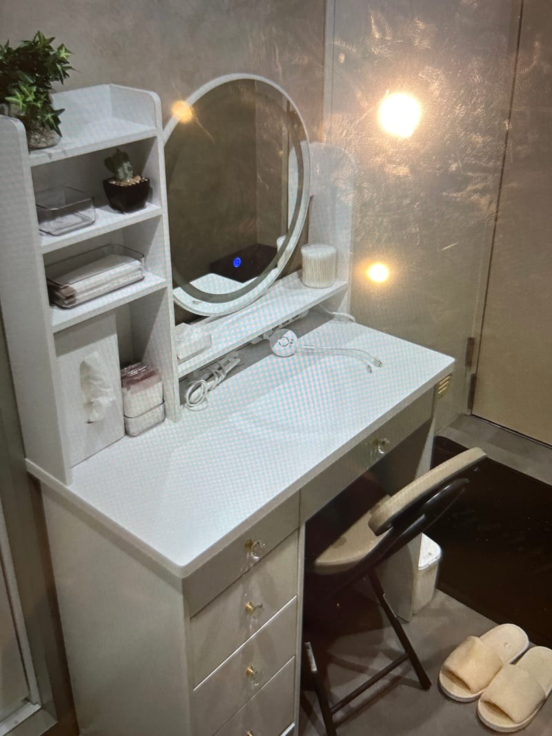 KATE stage LASH 池袋店（池袋）のメンズ眉毛サロン