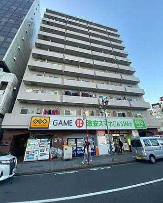 眉毛男子 池袋店(池袋)のメンズ眉毛サロン店内写真 1枚目