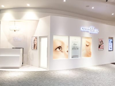 Eyelash Salon Blanc～まつげエクステと眉の専門美容室～イオンモール出雲店 店内写真 1枚目