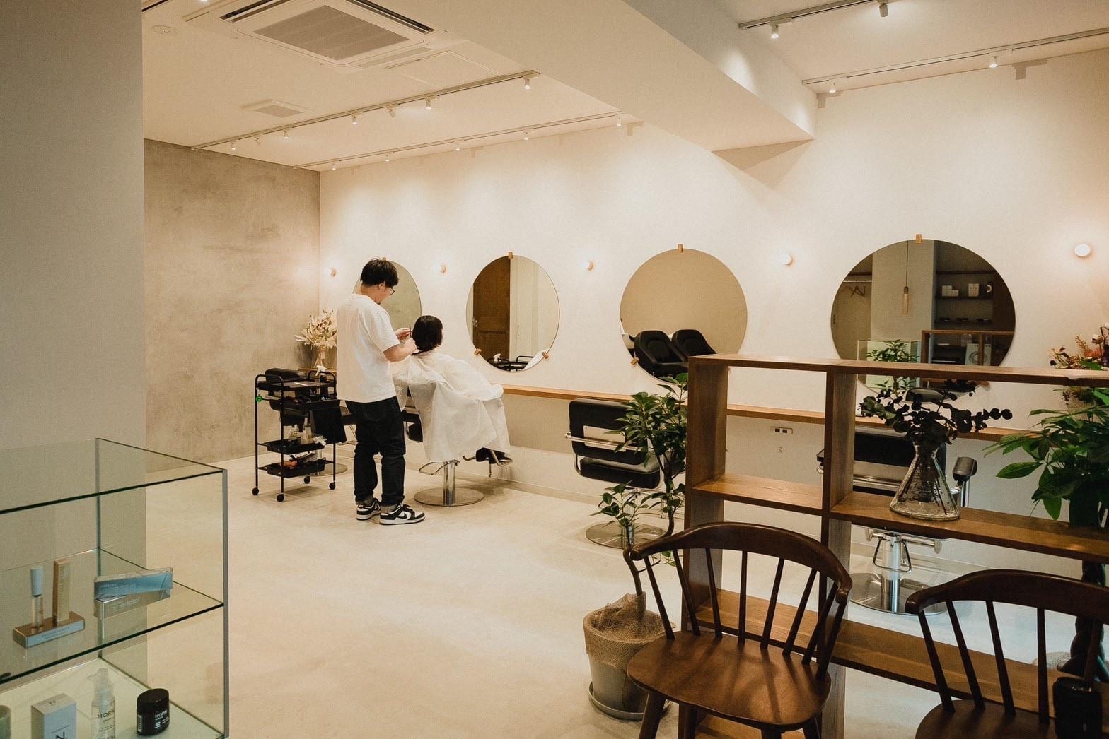 naut 亀有(亀有)のメンズ眉毛サロン店内写真 1枚目