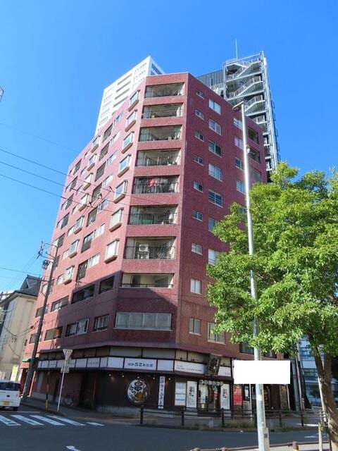 レピア名古屋金山店(金山)のメンズ眉毛サロン