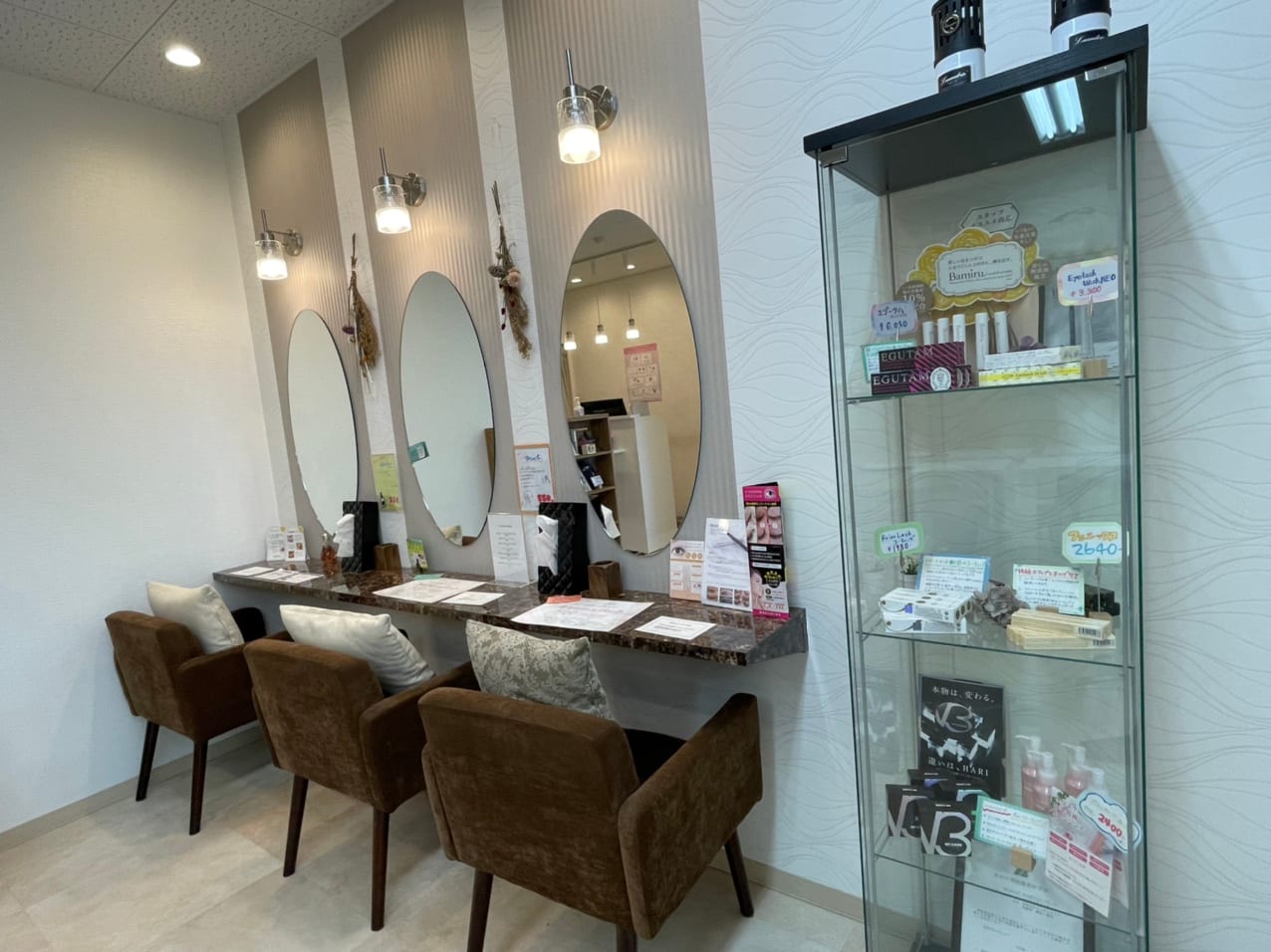 まつげパーマ&マツエク&眉毛専門 キューラッシュ柏店(柏)のメンズ眉毛サロン店内写真 1枚目