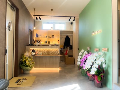 abbzi Hair Revo 店内写真 1枚目