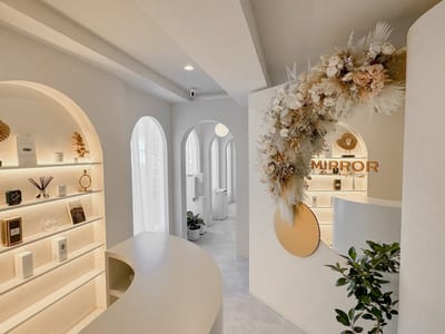 MIRRORアイラッシュ＆アイブロウ 店内写真 1枚目