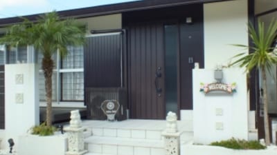 目元の美眉・美まつ毛専門店&指先の美爪・美指の専門店 threelash&elf.nail折尾浅川店 店内写真 1枚目