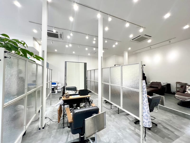土曜日のクジラ 黒崎店 eyelash&brow(北九州)のメンズ眉毛サロン