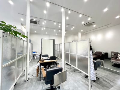 土曜日のクジラ 黒崎店 eyelash&brow 店内写真 1枚目