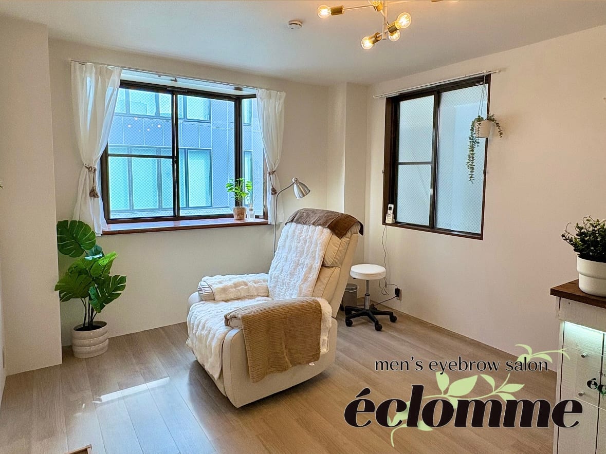 eclomme(北千住)のメンズ眉毛サロン店内写真 1枚目