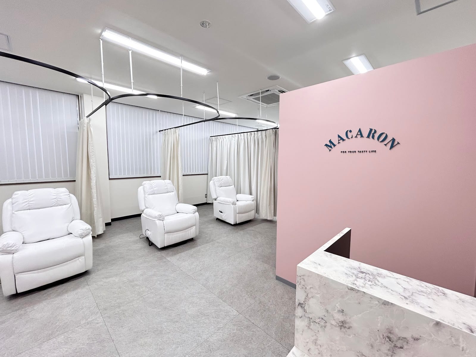 MACARON郡山駅前店(郡山)のメンズ眉毛サロン店内写真 1枚目