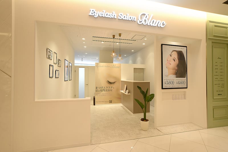 Eyelash Salon Blanc~まつげエクステと眉の専門美容室~COCOSA熊本店(熊本)のメンズ眉毛サロン
