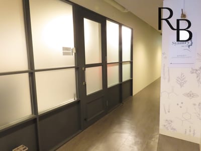 ROPPONGI BEAUTYMAKE まつげパーマ・アイブロウ 並木坂店 店内写真 3枚目
