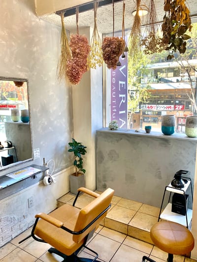 アイブロウ専門店 EYEBROW SALON ROCCA上津バイパス店 店内写真 3枚目